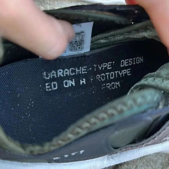 Nike Huarache Type Jumper Fog Olive Green - Picture 12 of 14
